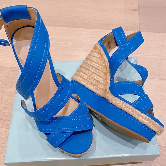 Brand NEW - Blue Summer Sandal - Picture 2 of 8